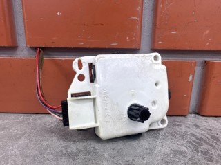 Электропривод заслонки печки, ориг. номер 274435Z010, Nissan Navara D40 2005-2010