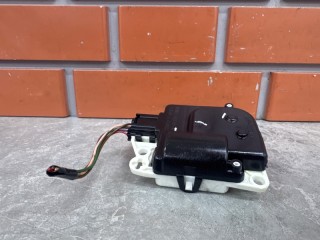 Электропривод заслонки печки, ориг. номер 274435Z010, Nissan Navara D40 2005-2010