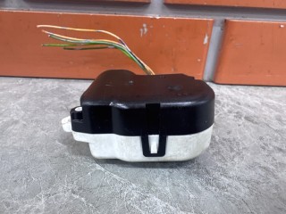 Электропривод заслонки печки, ориг. номер 27443EA000, Nissan Navara D40 2005-2010