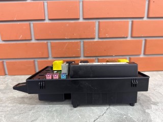 Блок предохранителей под капот, ориг. номер 93182941, Opel Astra H 2004-2007