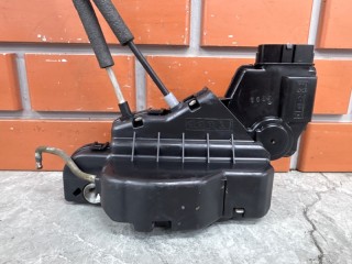 Замок передний правый, ориг. номер 813204H020, Hyundai Grand Starex TQ 2007-2015