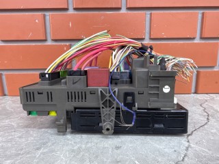 Блок предохранителей в салон, ориг. номер 8200336748, Renault laguna 2 2001-2005