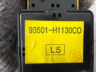 Блок управления стеклоподъемниками, ориг. номер 93501H1130CO, Hyundai Terracan 1 2001-2004