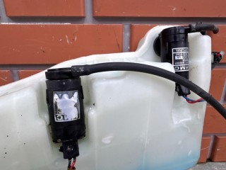 Бачок омывателя, ориг. номер 98611H1001, Hyundai Terracan 1 2001-2004