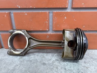 Поршень с шатуном, ориг. номер 079107065BC, Audi Q7 1 2005-2009