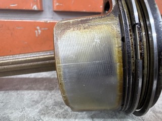Поршень с шатуном, ориг. номер 079107065BC, Audi Q7 1 2005-2009