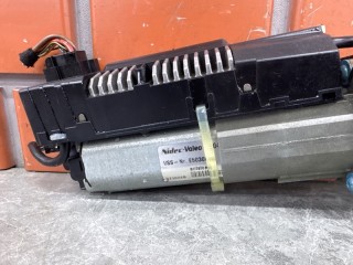 Электропривод багажника левый, ориг. номер 4L0827851C, Audi Q7 1 2005-2009