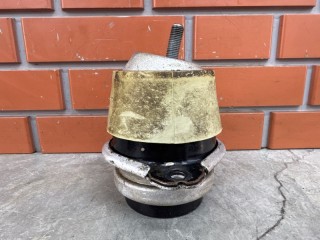 Подушка двигателя, ориг. номер 7L6199131A, Audi Q7 1 2005-2009