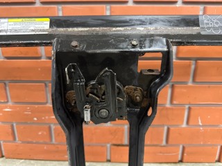 Планка телевизора, ориг. номер 55360229AB, Jeep Cherokee KJ 2001-2004