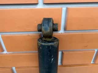 Амортизатор задний, ориг. номер 52088673AD, Jeep Cherokee KJ 2001-2004