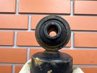 Амортизатор задний, ориг. номер 52088673AD, Jeep Cherokee KJ 2001-2004