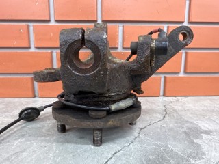 Кулак передний правый, ориг. номер 517163A300, Hyundai Trajet 1 2004-2008