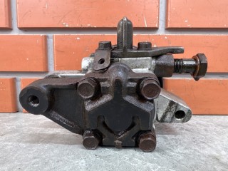 Насос ГУР, ориг. номер 571003A300, Hyundai Trajet 1 2004-2008