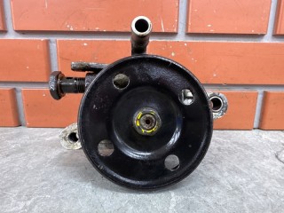 Насос ГУР, ориг. номер 571003A300, Hyundai Trajet 1 2004-2008