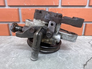 Насос ГУР, ориг. номер 571003A300, Hyundai Trajet 1 2004-2008