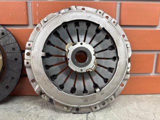 Комплект сцепления, ориг. номер 4130039070, Hyundai Trajet 1 2004-2008