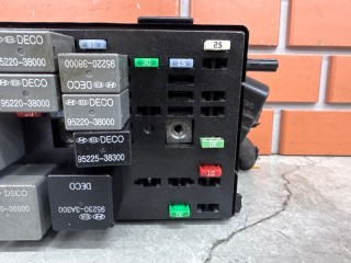 Блок предохранителей под капот, ориг. номер 912203A002, Hyundai Trajet 1 2004-2008