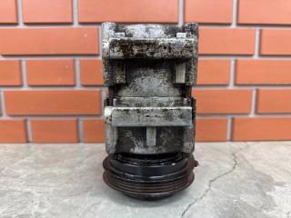 Компрессор кондиционера, ориг. номер 977013A900, Hyundai Trajet 1 2004-2008