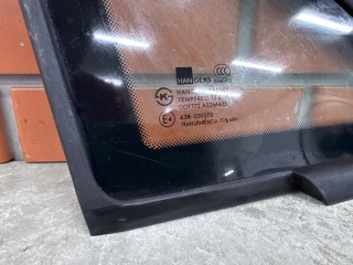 Стекло переднее правое, ориг. номер 878803A010, Hyundai Trajet 1 2004-2008