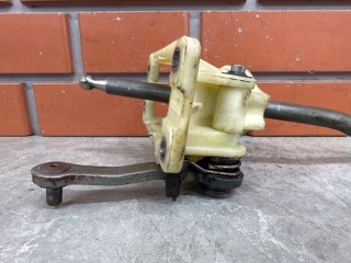Кулиса МКПП, ориг. номер 437203A000, Hyundai Trajet 1 2004-2008