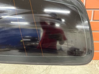 Стекло заднее левое, ориг. номер 878103A030, Hyundai Trajet 1 2004-2008