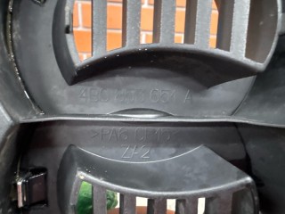 Решетка радиатора, ориг. номер 4B0853651A, Audi A6 C5 1997-2001