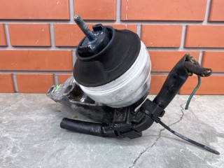 Подушка двигателя правая, ориг. номер 8D0199379K, Audi A6 C5 1997-2001