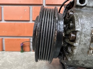 Компрессор кондиционера, ориг. номер 8D0260805RX, Audi A6 C5 1997-2001
