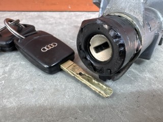Замок зажигания, ориг. номер 4B0905851B, Audi A6 C5 1997-2001