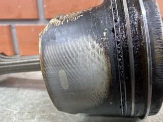 Поршень с шатуном, ориг. номер 120A10724R, Renault Duster 1 2010-2015