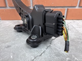 Педаль газа, ориг. номер MN101544, Mitsubishi Lancer 10 2007-2010