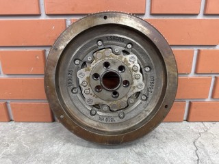 Маховик, ориг. номер 03G105266BK, Volkswagen Passat B6 2005-2010