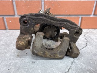Суппорт задний правый, ориг. номер 582302F400, Kia Cerato 1 2003-2007