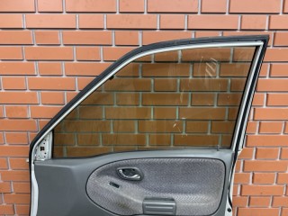 Дверь передняя правая, ориг. номер 6800165821, Suzuki Grand Vitara XL7 1998-2005