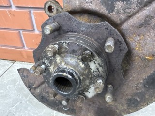 Кулак передний правый, ориг. номер 4511152D20, Suzuki Grand Vitara XL7 1998-2005