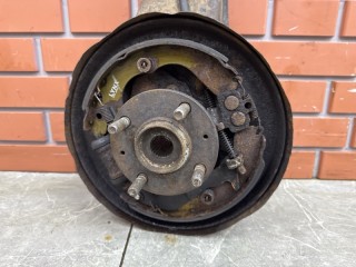 Кулак задний правый, ориг. номер MR519138, Mitsubishi Lancer Cedia 2000-2003