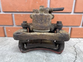 Суппорт передний правый, ориг. номер MR569126, Mitsubishi Lancer Cedia 2000-2003