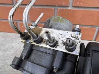Блок ABS, ориг. номер 476601250R, Renault Sandero 2 2013-2018
