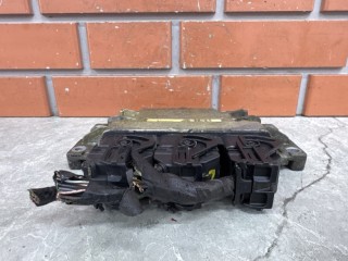 Блок управления ДВС, ориг. номер 237104779R, Renault Sandero 2 2013-2018