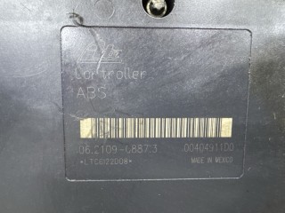 Блок ABS, ориг. номер 47660EB33D, Nissan Navara D40 2005-2010