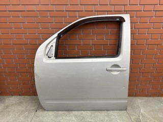 Дверь передняя левая Nissan Navara D40 2005-2010, 80101EB330