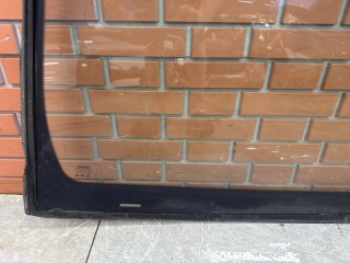 Стекло лобовое, ориг. номер 72700EB30A, Nissan Navara D40 2005-2010