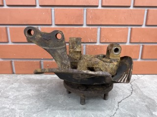 Кулак передний левый, ориг. номер MR369819, Mitsubishi Eclipse D5A 1999-2005