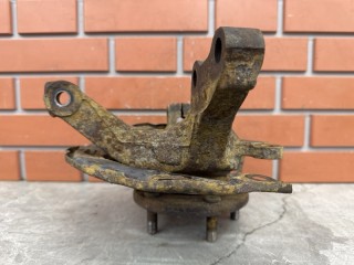 Кулак передний правый, ориг. номер MR369820, Mitsubishi Eclipse D5A 1999-2005