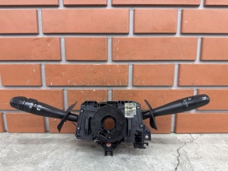 Переключатели подрулевые Renault Logan 1 2009-2016, 255677797R