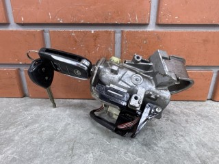 Замок зажигания, ориг. номер 6905728370, Toyota Corolla E150 2006-2010
