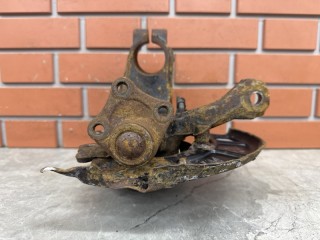 Кулак передний правый, ориг. номер 1J0407256AH, Volkswagen Jetta 4 1998-2005