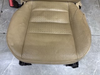 Сиденье переднее левое, ориг. номер HCA500740HPP, Land Rover Discovery 3 2004-2009