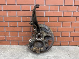 Кулак передний левый Land Rover Discovery 3 2004-2009, RUB000234