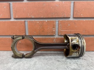 Поршень с шатуном Audi A6 C5 1997-2001, 2.4 л, 078107065BB